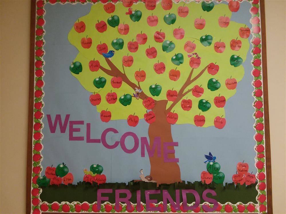  Tree with apples bulletin board